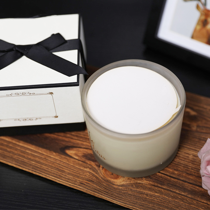scented hand poured natural soy wax candles with customized own brand packaging and private label